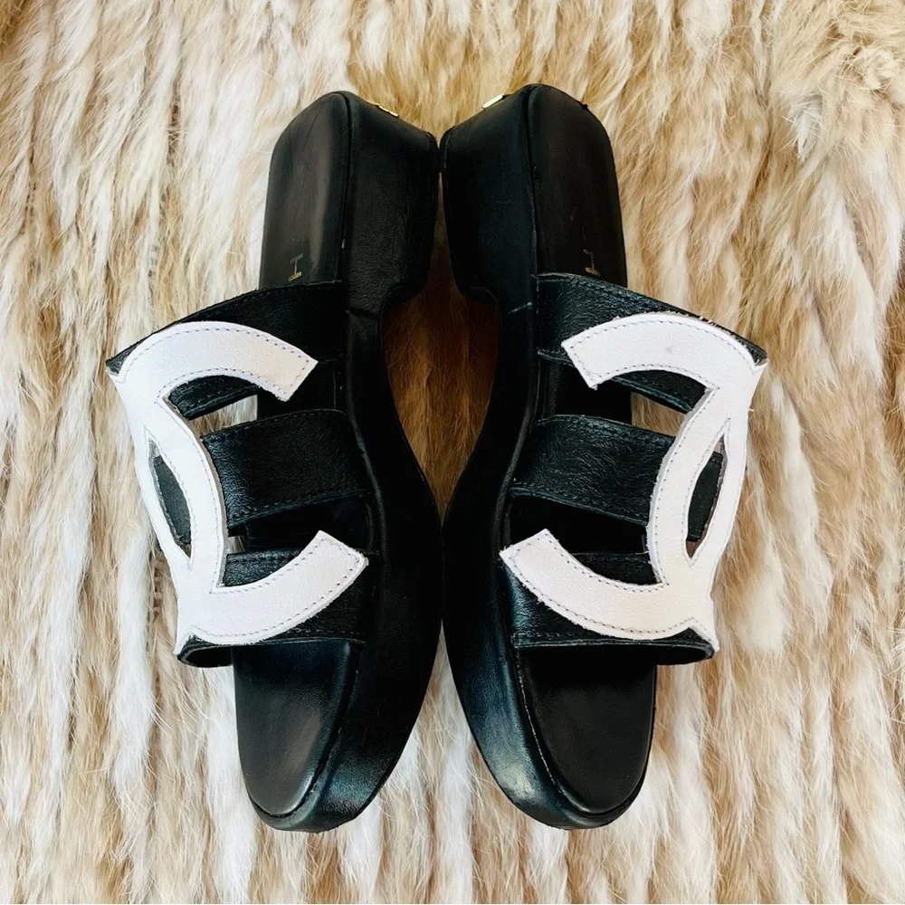 Ultra RARE CHANEL CC 1990’s Logo Black White Sandals